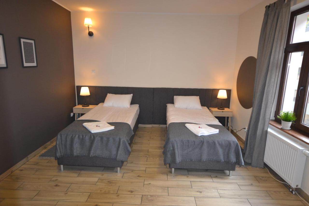 Sleepwell Apartments Legnica Exterior foto