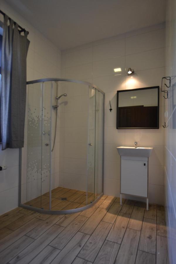 Sleepwell Apartments Legnica Exterior foto