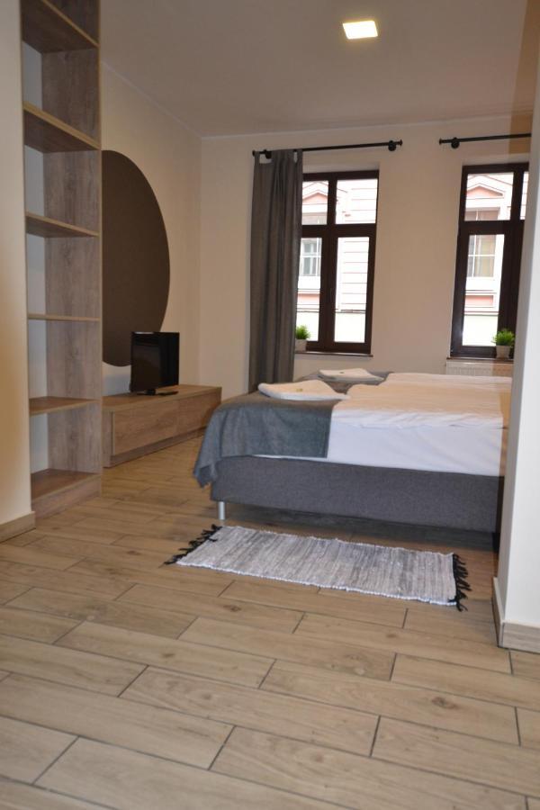 Sleepwell Apartments Legnica Exterior foto