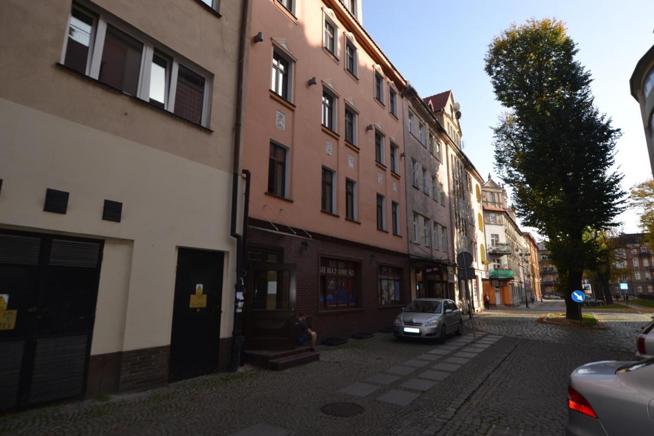 Sleepwell Apartments Legnica Exterior foto