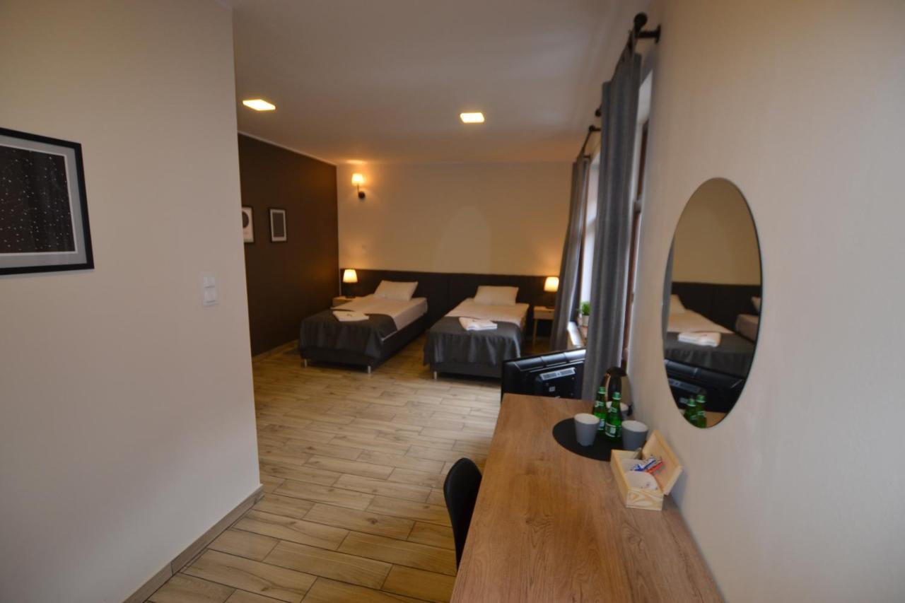 Sleepwell Apartments Legnica Exterior foto